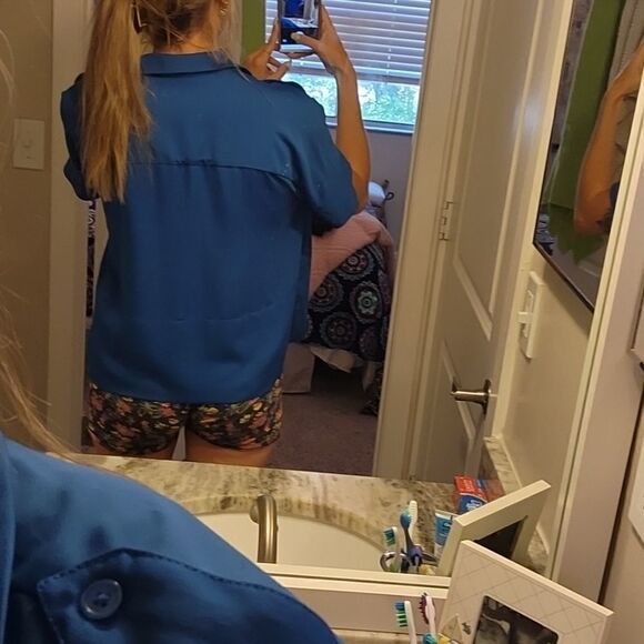 JUSTFAB Blouse NWT  - Picture 3 of 4